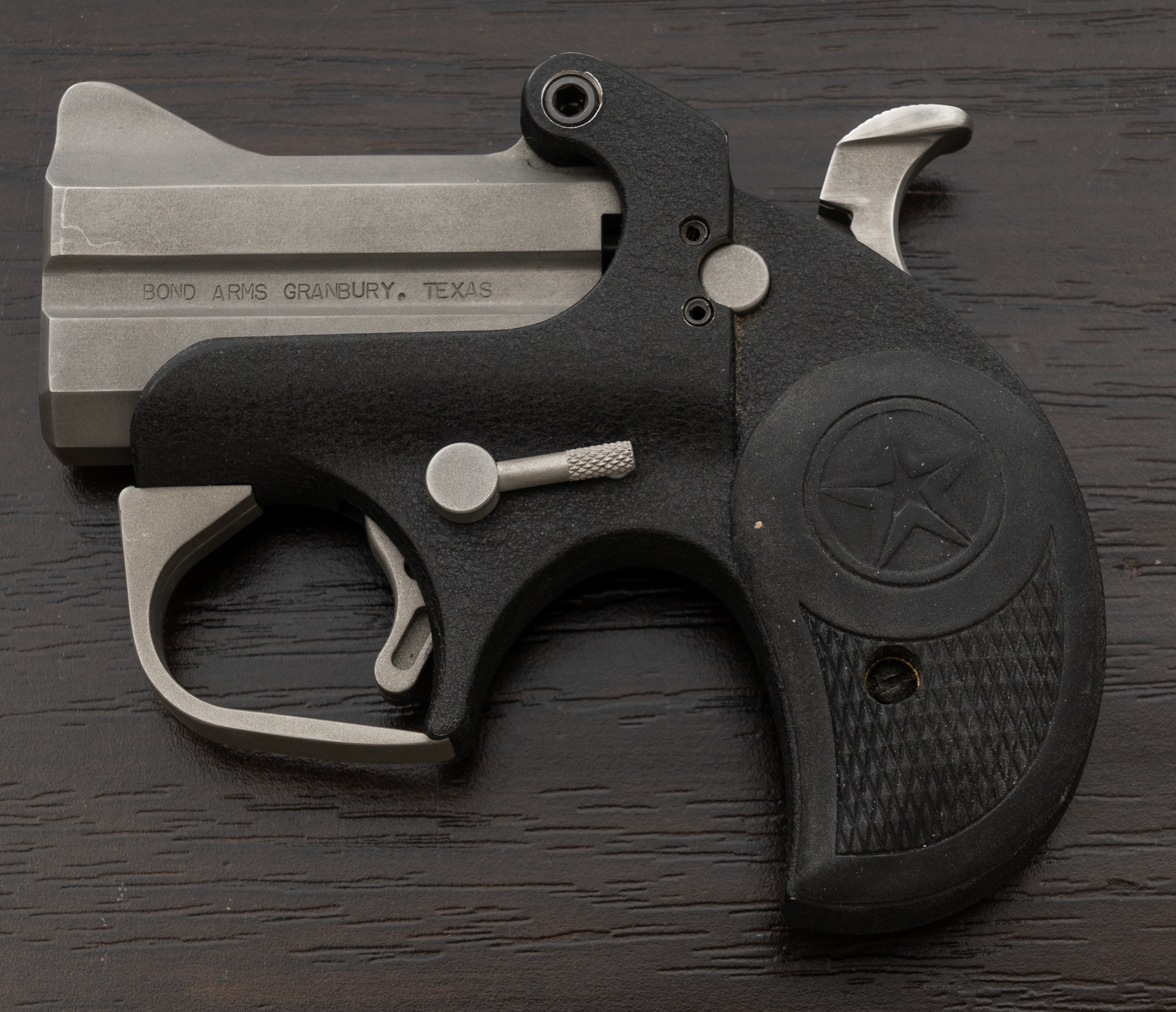 Bond Arms Backup Over/Under Derringer 9mm, 2.5” Barrels, Two-Tone-img-0